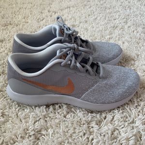 Women’s Nike Flex Contact size 9.5